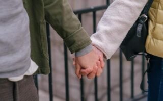 Building a Strong Relationship: Tips for Effective Communication